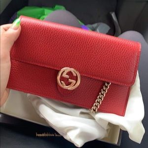 Gucci wallet on chain